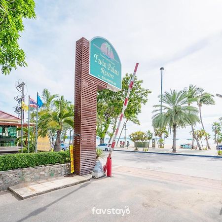Twin Palms Suites And Residence Pattaya Exterior photo